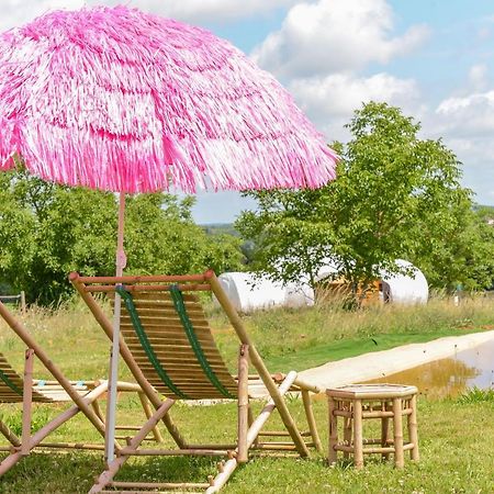 Lanouaille Coachellaゲストハウス エクステリア 写真